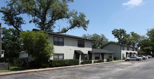 Photo - Cypress Apartments