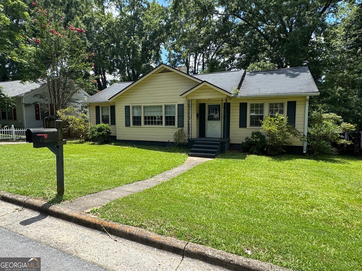 Photo - 312 Roswell Ave SE