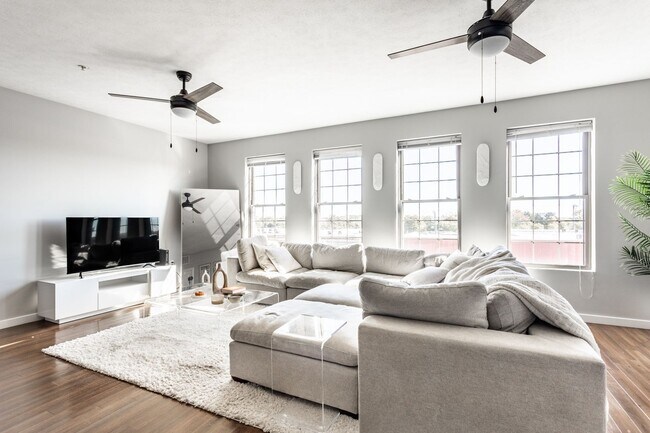 Photo - Station 11 Apartments