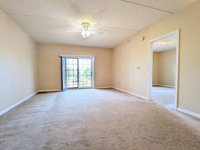 Photo - 601 W Rand Rd Unidad 215