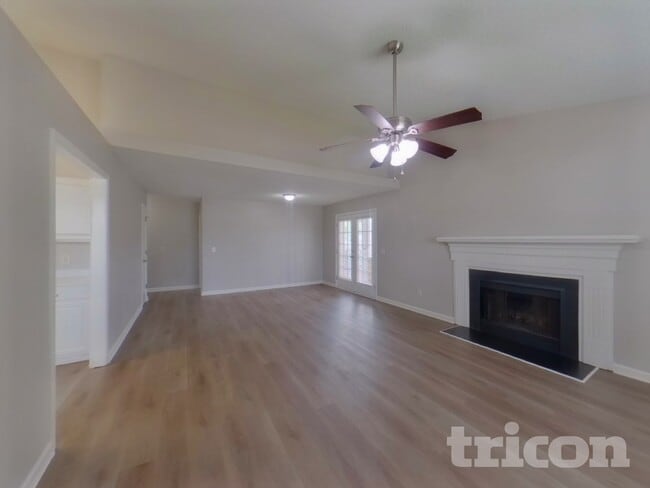 Photo - 105 Old Stone Rd