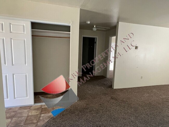 107 Bell Ave Unit P&D-107 Bell
