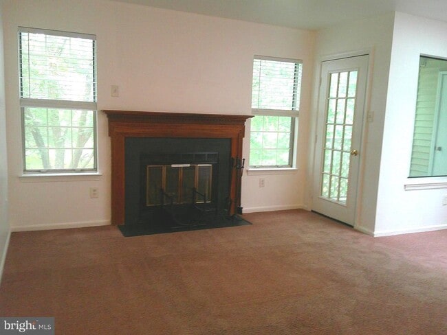 Photo - 308 Diamond Dr