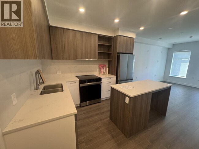 Photo - 82 1st St Unit 30X