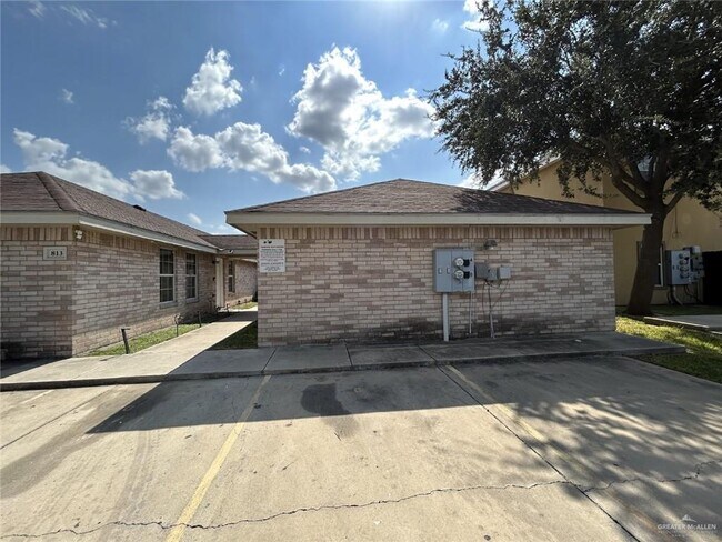 Photo - 15 W Daffodil Ave Unit B