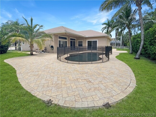 Photo - 2662 SW Newberry Ct