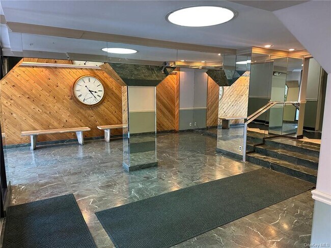 Photo - 1523 Central Park Ave Unit 8G