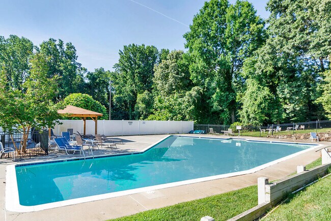 Photo - 1800 Jefferson Park Ave