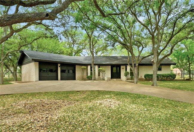 Photo - 608 Franklin Dr