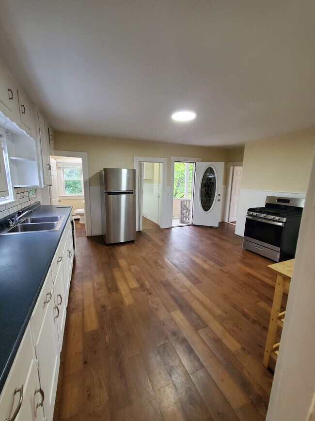 Photo - 45 Dumais St Unit 3