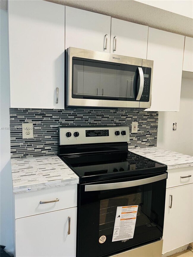 Photo - 3221 Sabal Palm Manor Unit 103