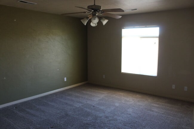 Photo - Fox Cove Unit