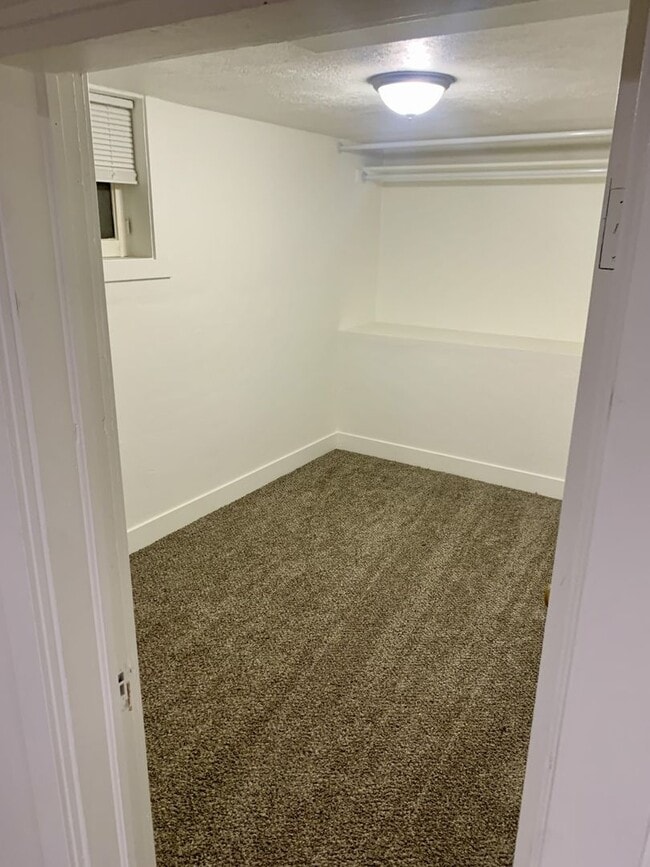 Photo - RES_6158LLC_DENSLEY_470 Unidad Downstairs