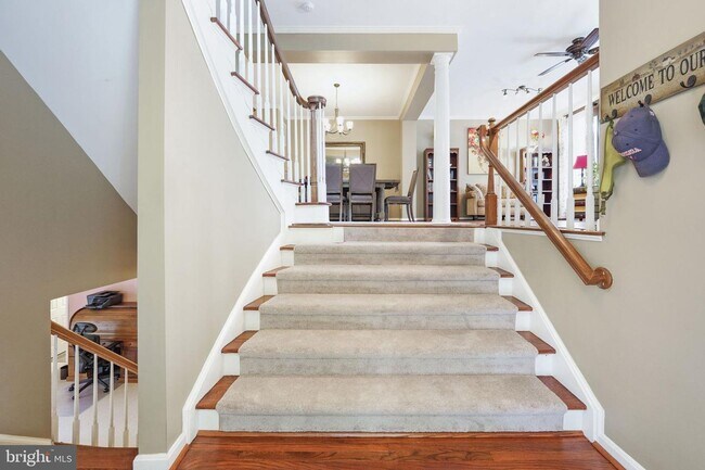 Photo - Luxury TH with 2 Car Garage in Sough After Kingstowne