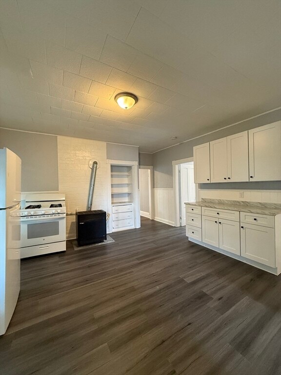 Building Photo - 62 Harrison St Unit 3 Rental