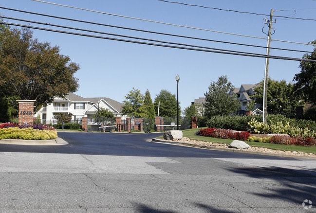 Photo - Walton Vinings