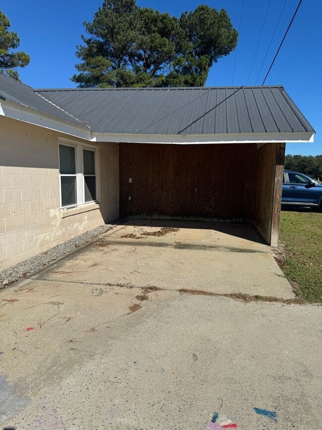 Photo - 1078 Jonestown Rd