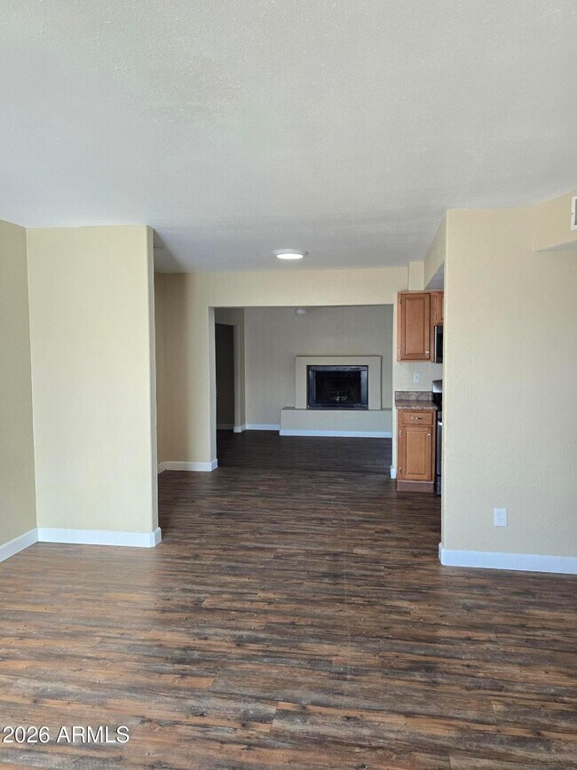 Photo - 9002 W Roma Ave