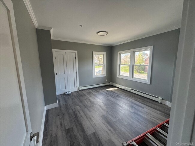 Photo - 325-329 Patchogue Yaphank Rd