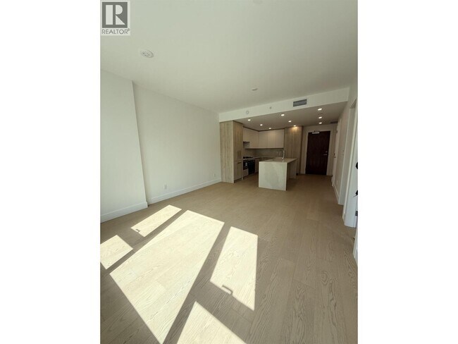 Photo - 423 6th St Unité 306