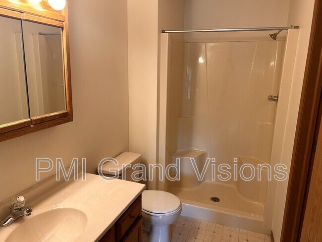 Photo - 1950 Douglas St Unidad 8 Rental