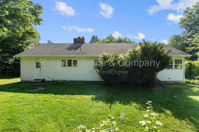 Photo - 851 Ward Ln