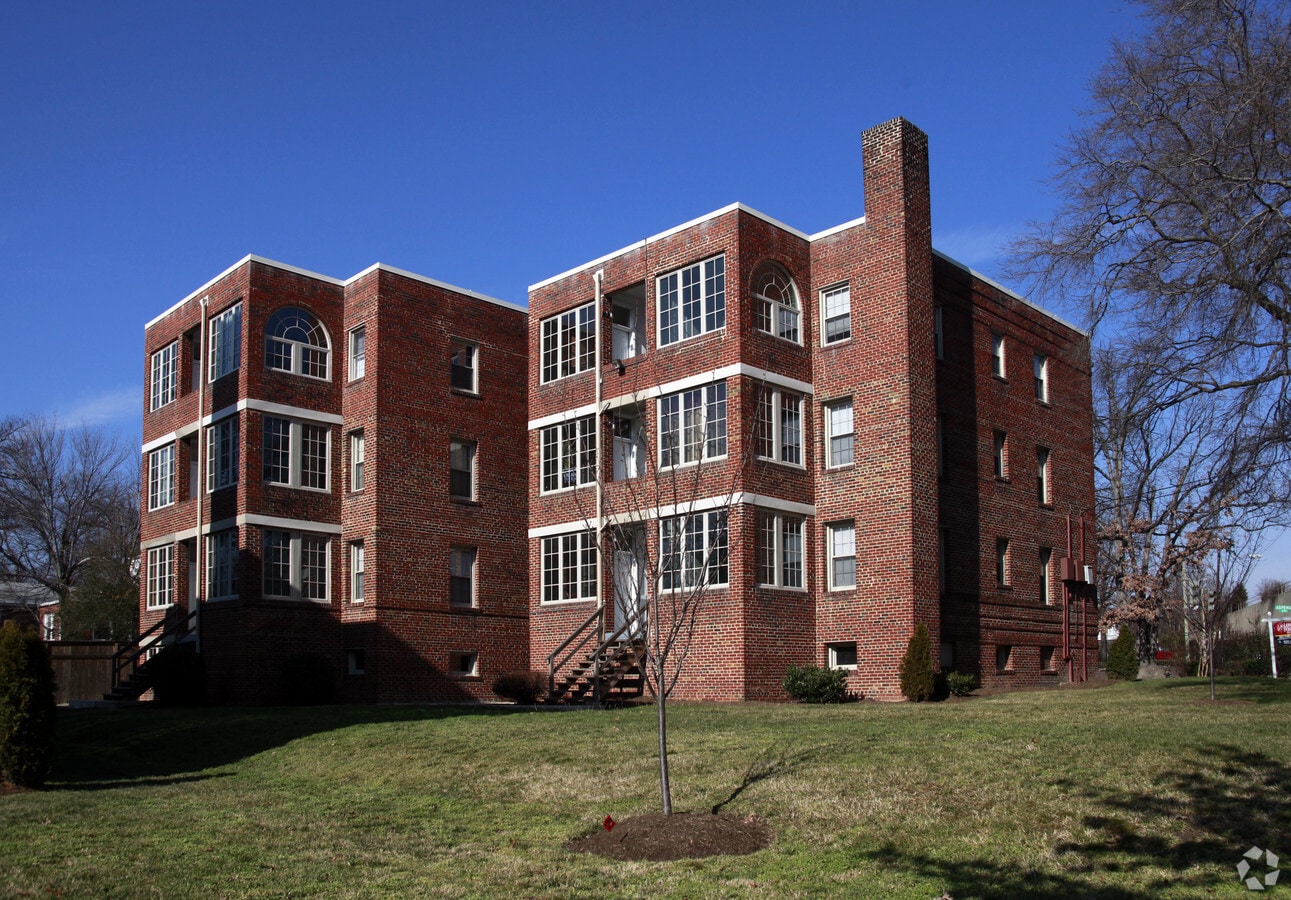Photo - Whittier Gardens Apartments