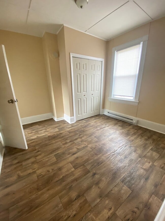 Photo - Spacious Single Family home