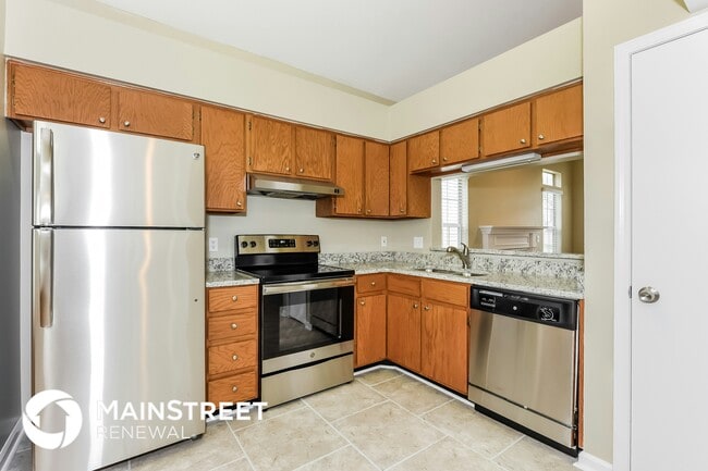 Photo - 2013 Valley Dr