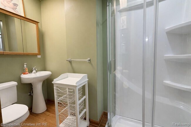 Photo - 35 N Saginaw St Unidad 2