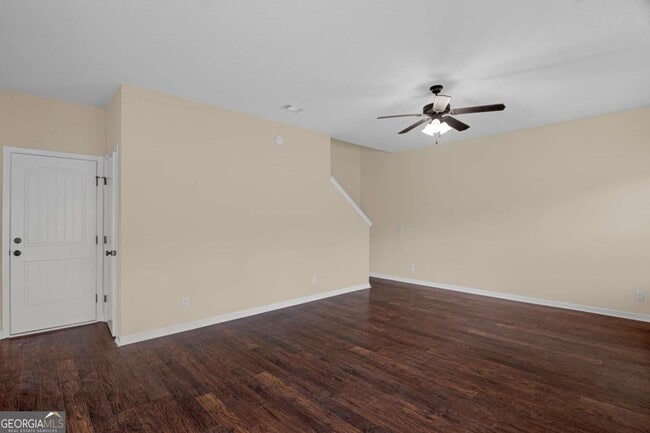 Photo - 469 Archie Way