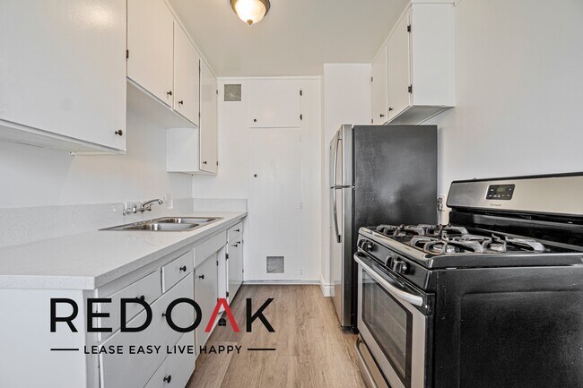 Photo - Beautiful One Bedroom with Spacious Rooms,... Unidad 5