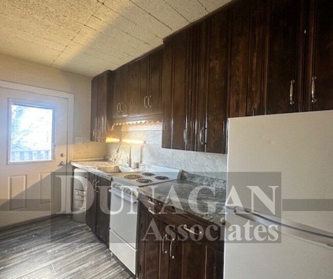 Photo - 207 1/2 N. Alameda St Unit 4