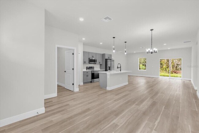 Photo - 452 Marion Oaks Dr