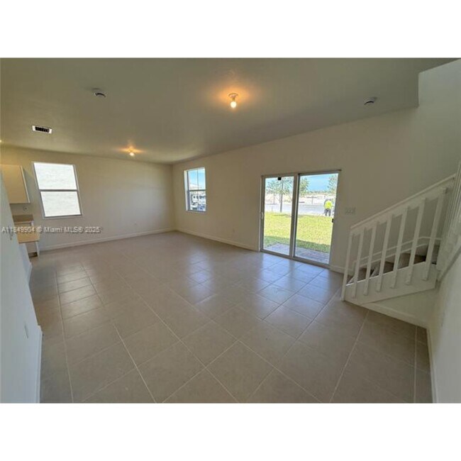 Photo - 2539 SE 26th Rd