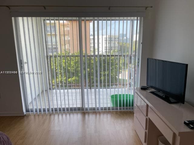 Photo - 201 178th Dr Unit 533