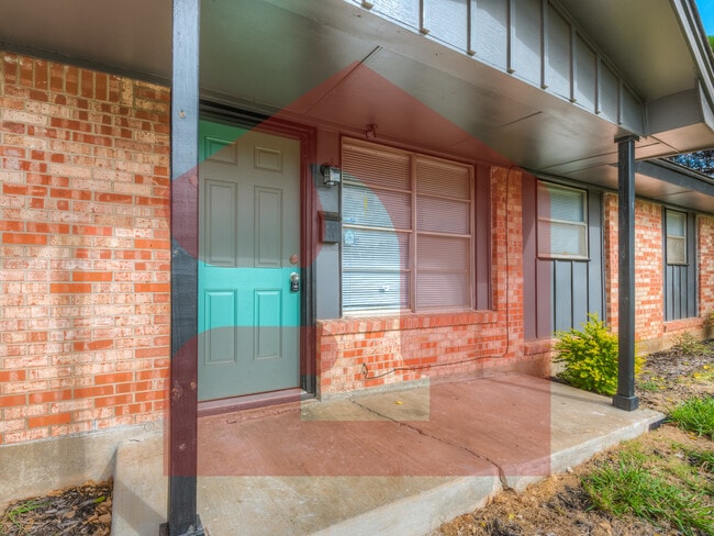 Photo - 231 NW 81st St