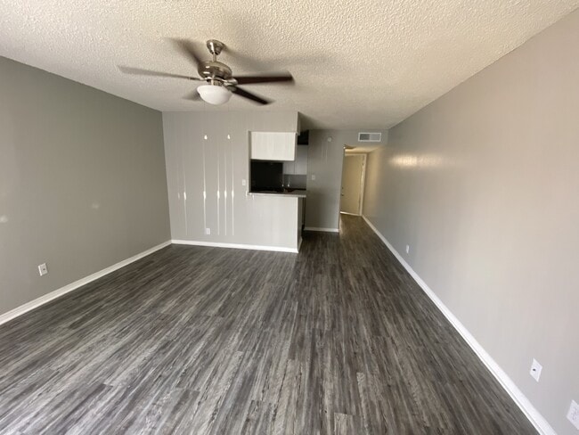 Photo - Edinburg Place Apartments