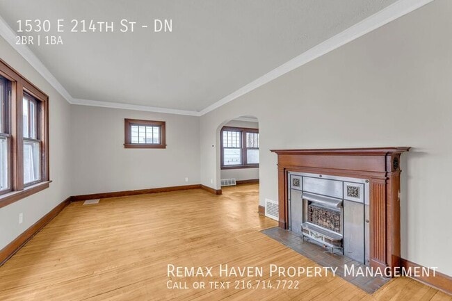 Photo - 1530 E 214th St Unidad DN