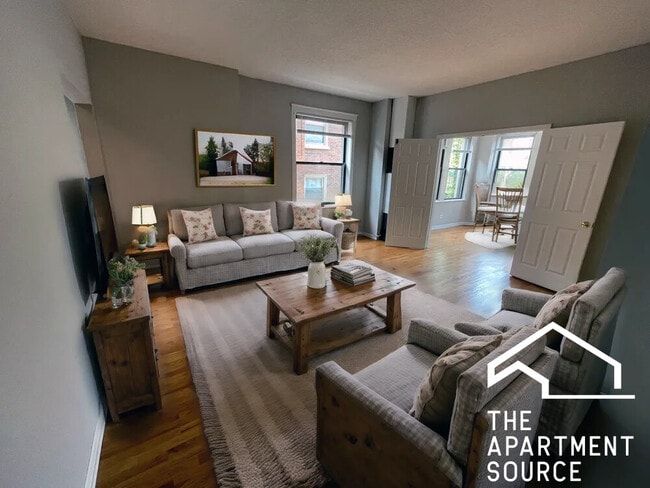 Building Photo - 4242 N Sheridan Rd Unit 606