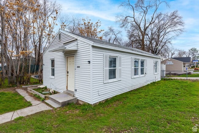Newly updated 3 bedroom Salt Lake home is ... - Newly updated 3 bedroom Salt Lake home is ...
