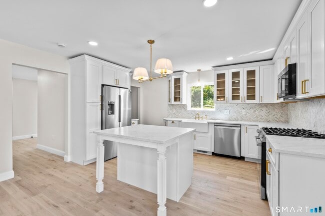 Photo - 120 Ivy Hill Rd