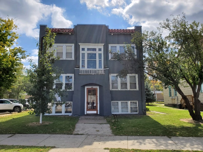 Building Photo - 253 College St SE Rental