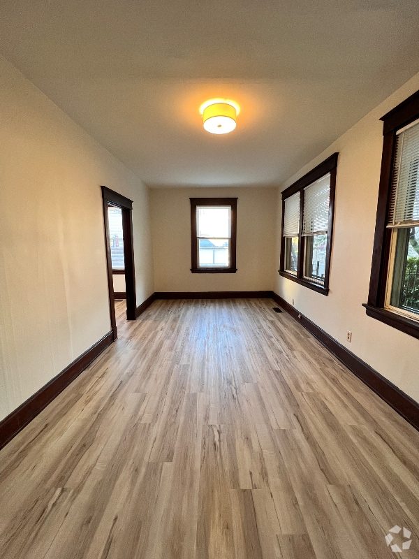 Building Photo - 817 Washington Unit 8 Rental