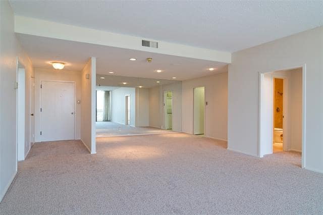 Photo - 6335 W Northwest Hwy Unit 913