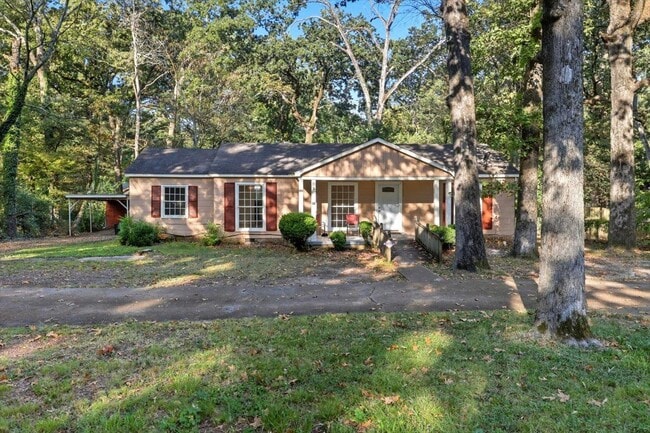 Photo - 211 W Lakeview Dr