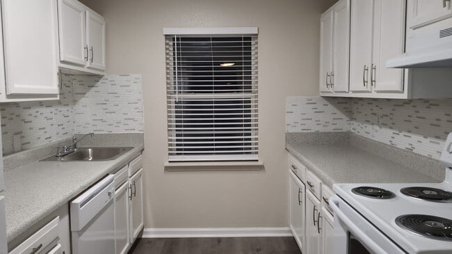 2B/1,5B - Cocina - Villas Sur La Riviere!