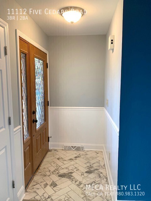 Photo - 11112 5 Cedars Rd