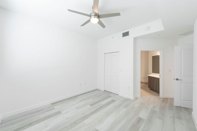 Solimar Apartment Homes
