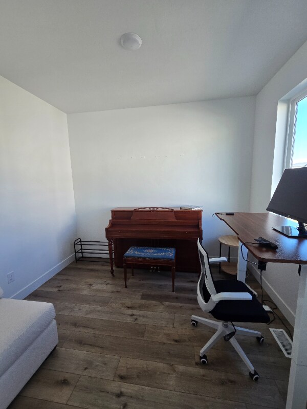 Photo - 896 N 560 W St